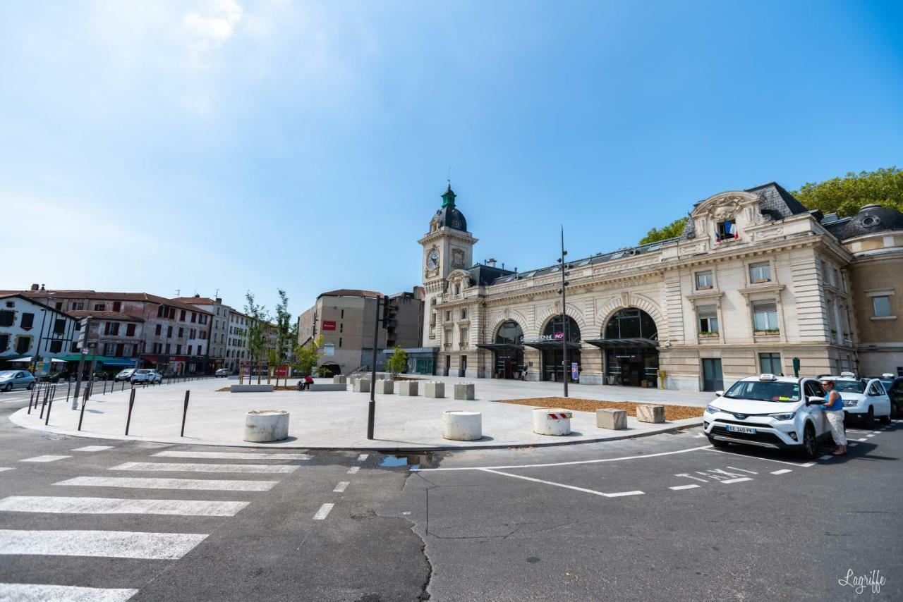 Magnifique Appartement Hypercentre Toutes Commodites Bayonne Exterior foto