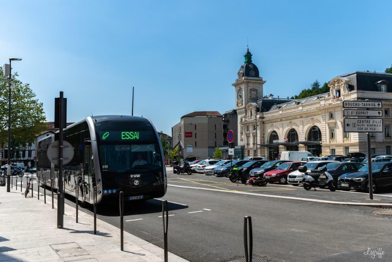 Magnifique Appartement Hypercentre Toutes Commodites Bayonne Exterior foto
