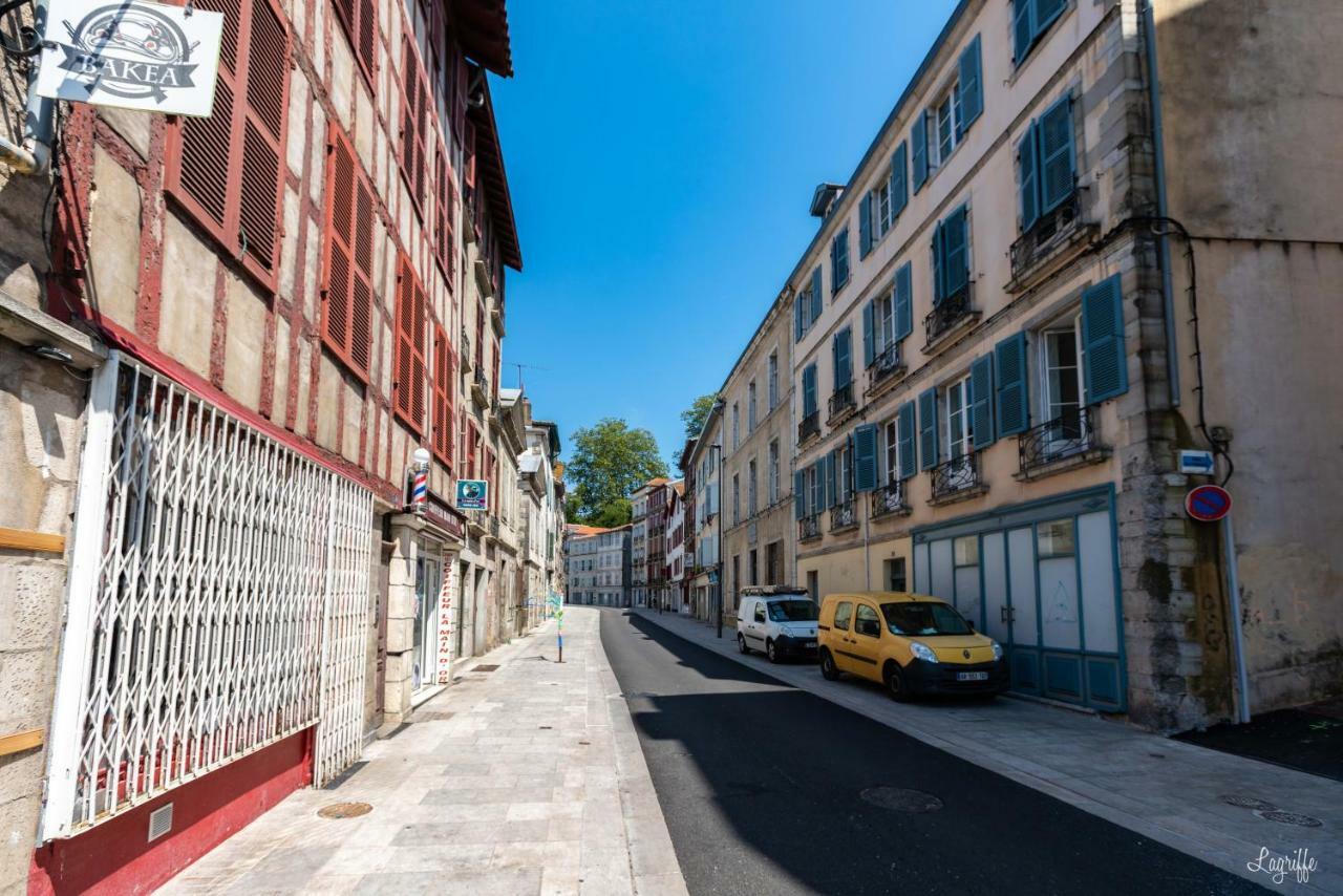 Magnifique Appartement Hypercentre Toutes Commodites Bayonne Exterior foto