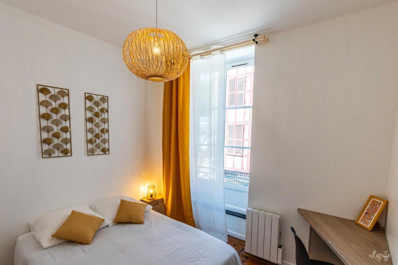 Magnifique Appartement Hypercentre Toutes Commodites Bayonne Exterior foto